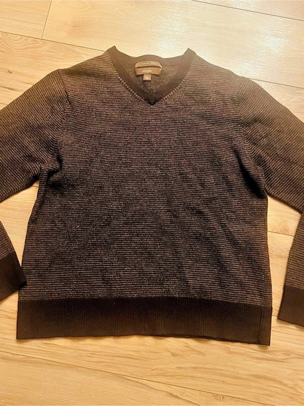 Merona Merino Wool V-Neck Sweater Brown Large good quality - Picture 3 of 5